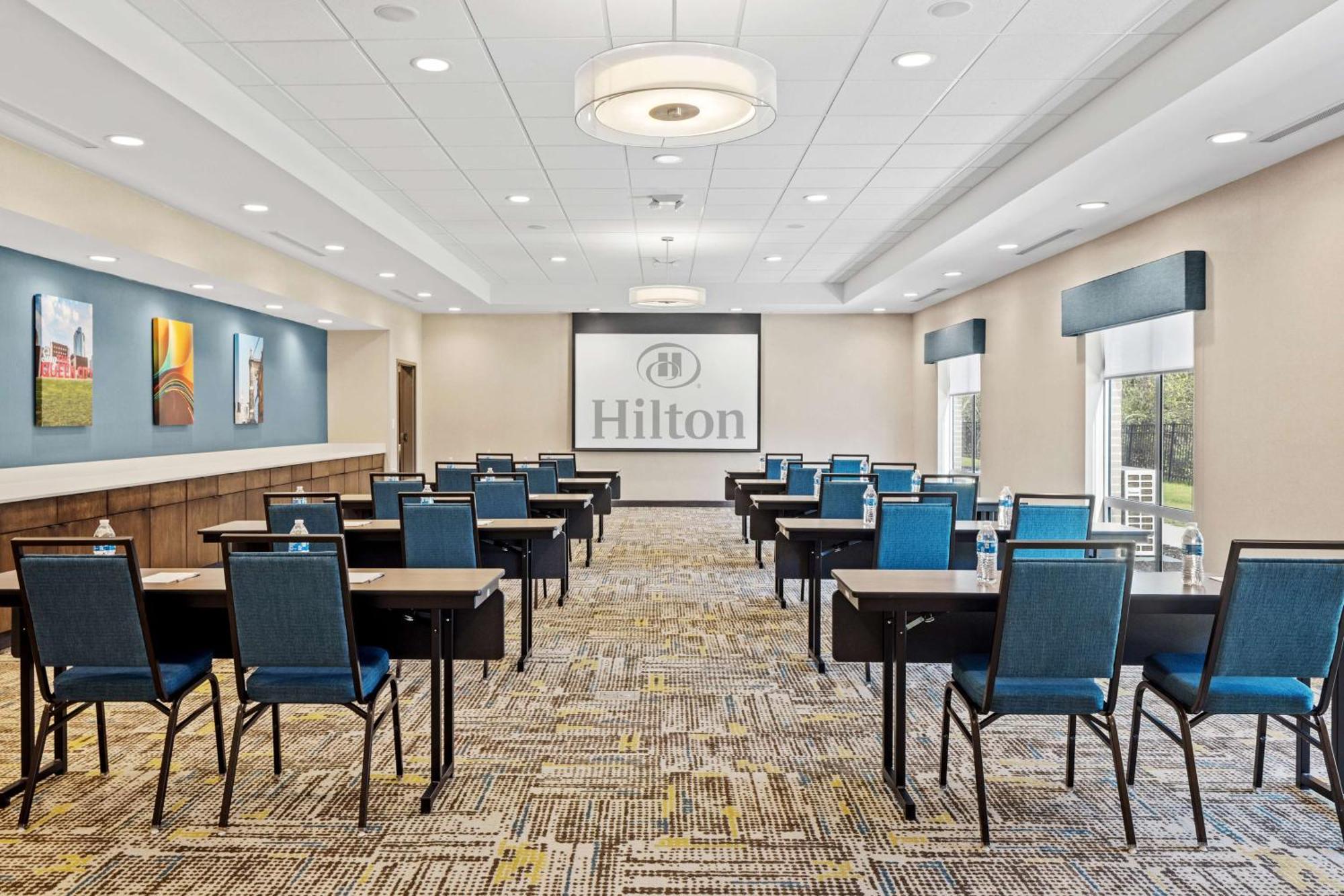 Hampton & Cincinnati West, Oh Hotel 3*