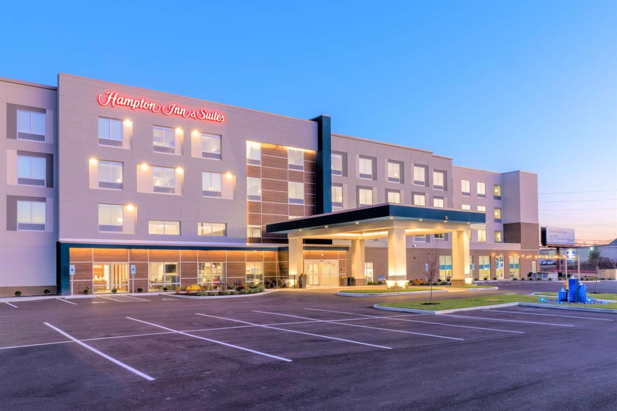 Hampton & Cincinnati West, Oh 3* Dent